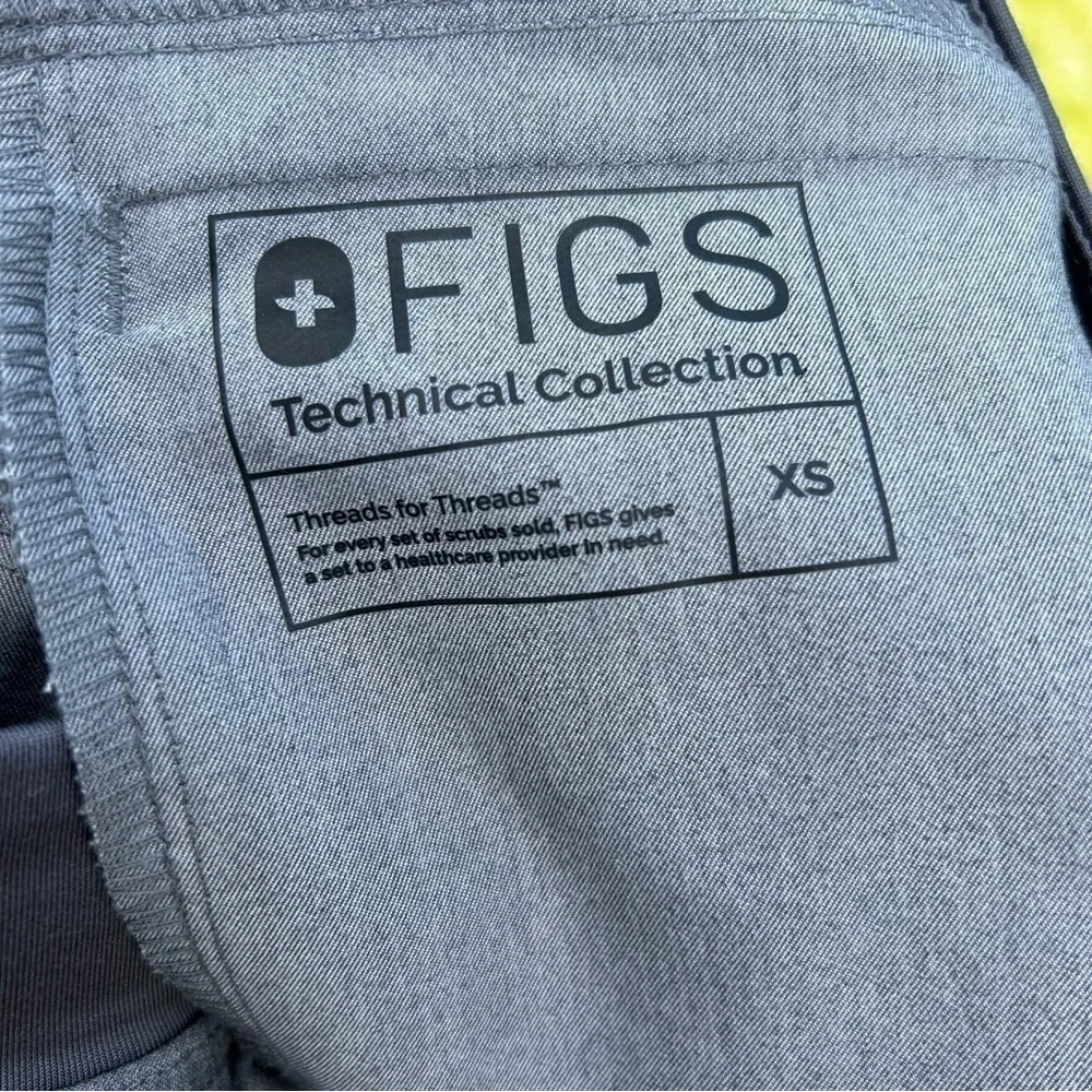 Figs Axim Men’s Cargo Scrub Pants Graphite Grey | Size XS